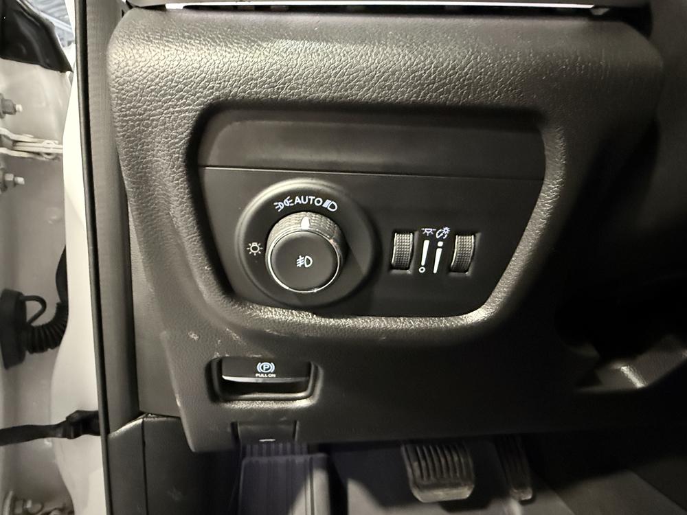Jeep Grand Cherokee Limited 2023 d&rsquo;occasion à vendre - 17
