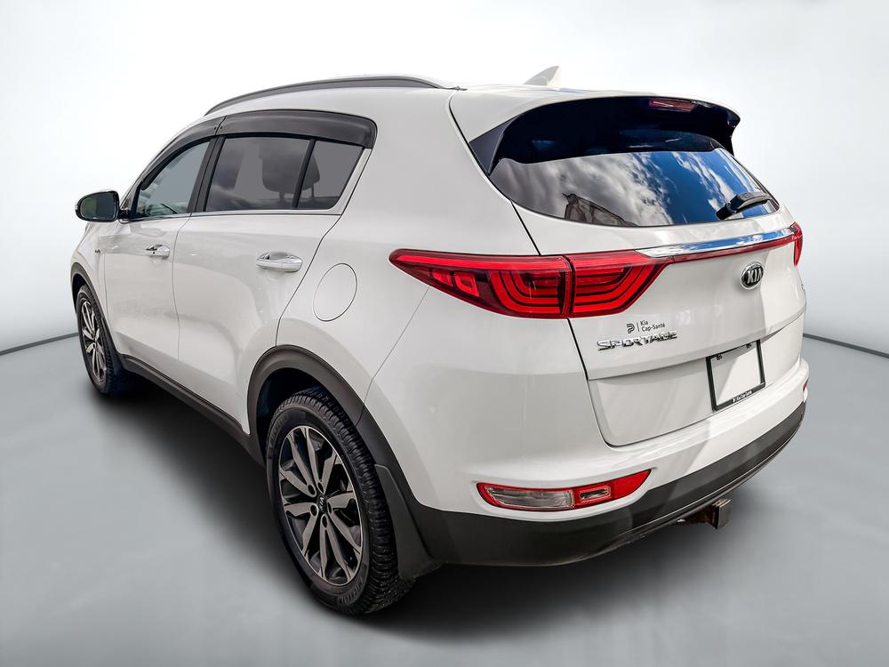 Kia Sportage 2017 Blanc usage à vendre Kia Sportage 2017 Blanc usage à vendre