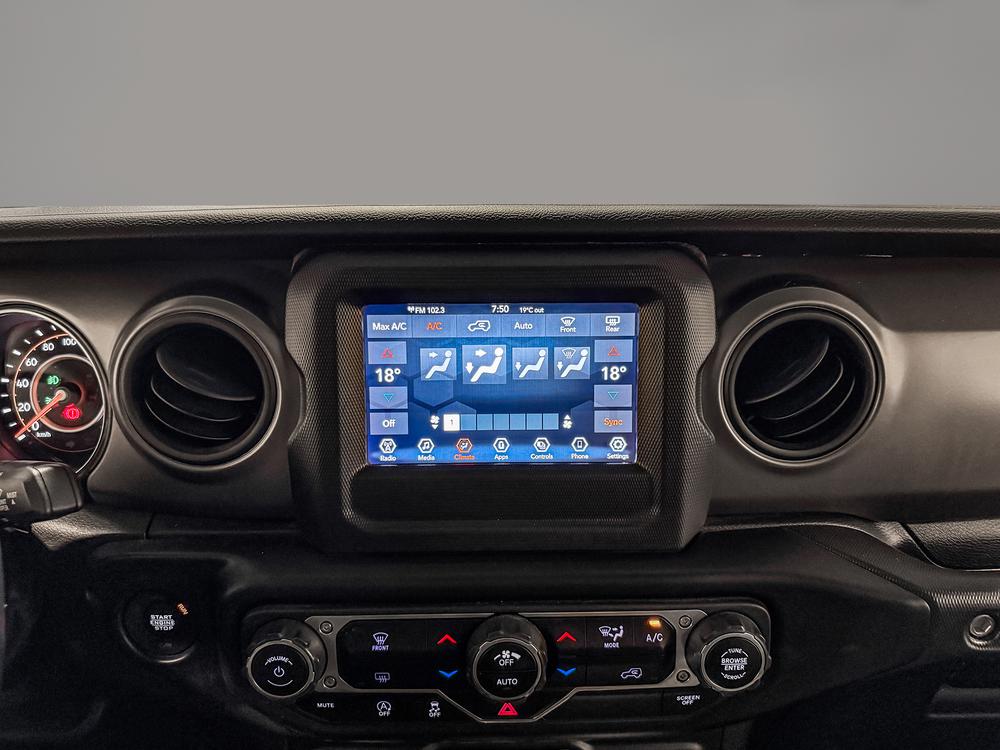 Jeep Wrangler Unlimited Willys 2022 d&rsquo;occasion à vendre - 26