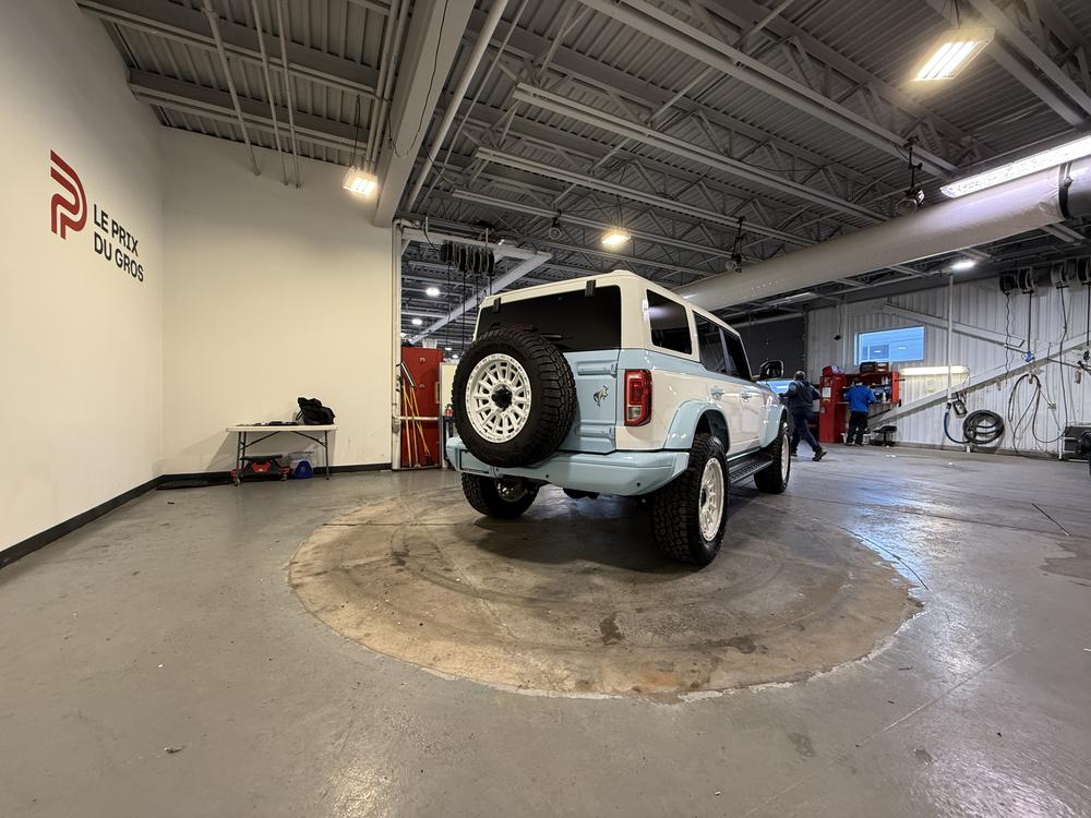 Ford Bronco HERITAGE 4X4 +MAGS 2025 d&rsquo;occasion à vendre - 3