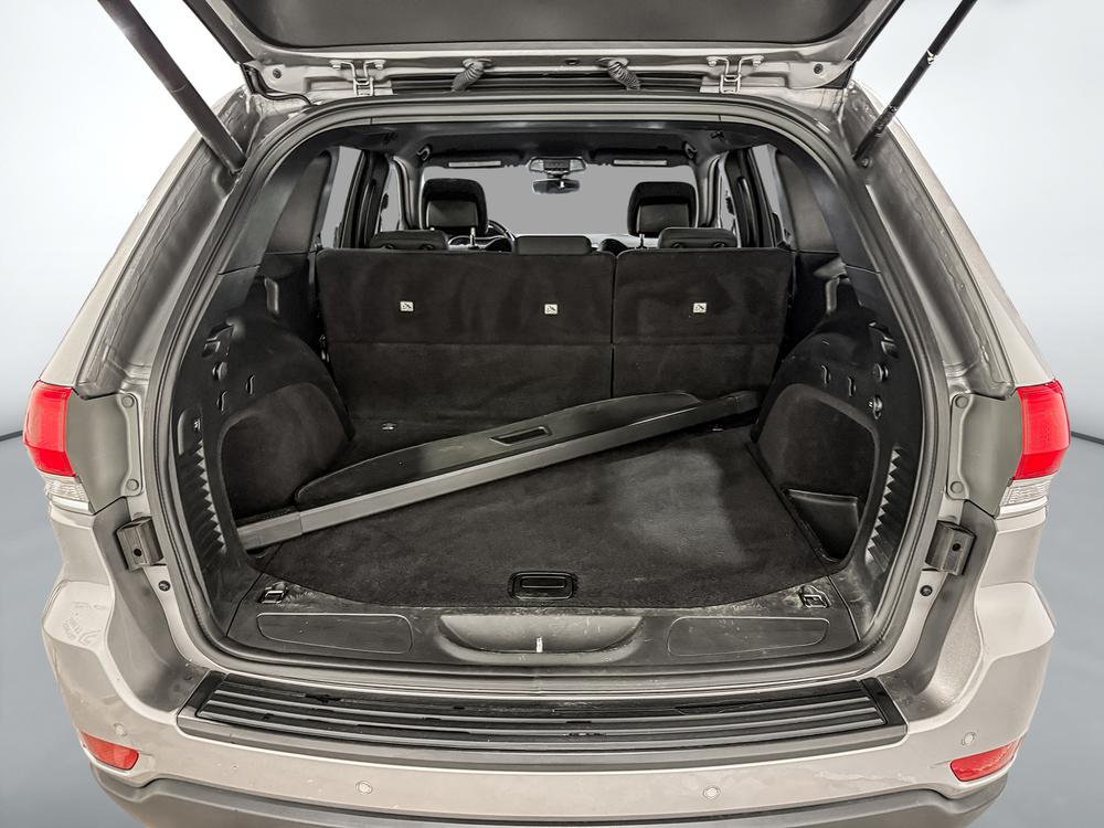 Jeep Grand Cherokee 2017 Argent usage à vendre Jeep Grand Cherokee 2017 Argent usage à vendre