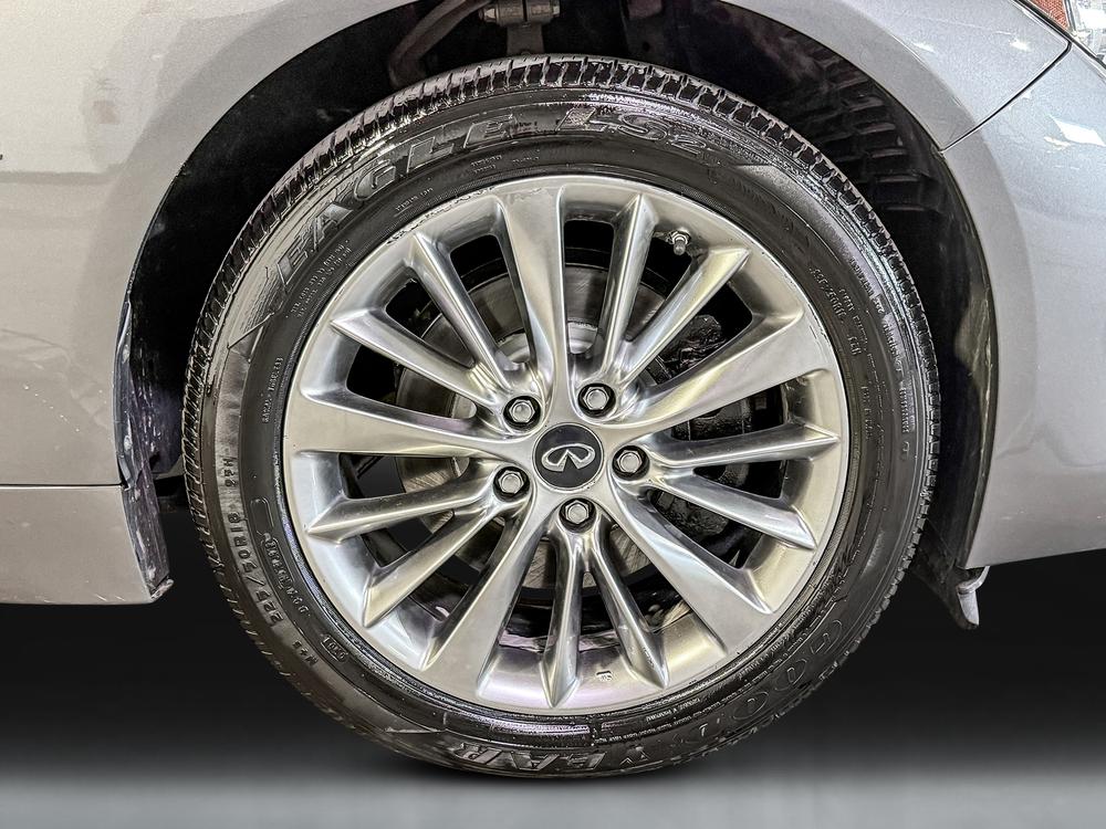 INFINITI Q50 LUXE 2018 d&rsquo;occasion à vendre - 13