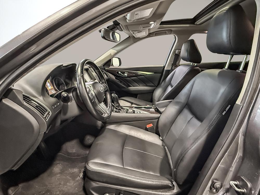 INFINITI Q50 LUXE 2018 d&rsquo;occasion à vendre - 17