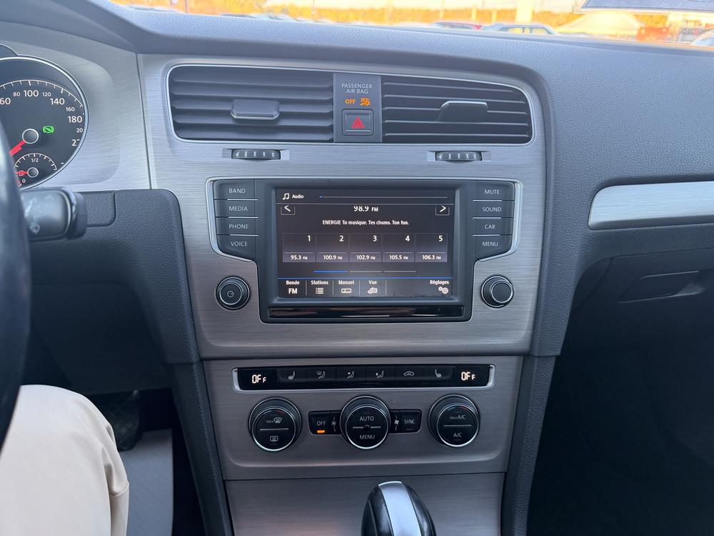 Volkswagen Golf COMFORTLINE 2017 d&rsquo;occasion à vendre - 24