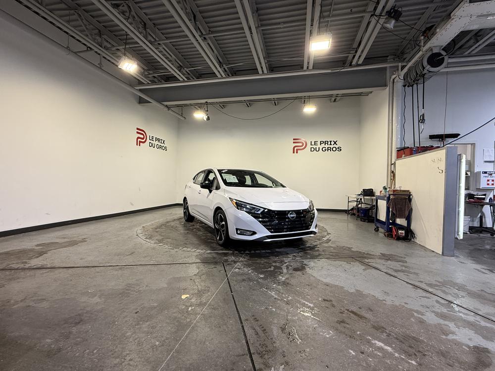 Nissan Versa SR