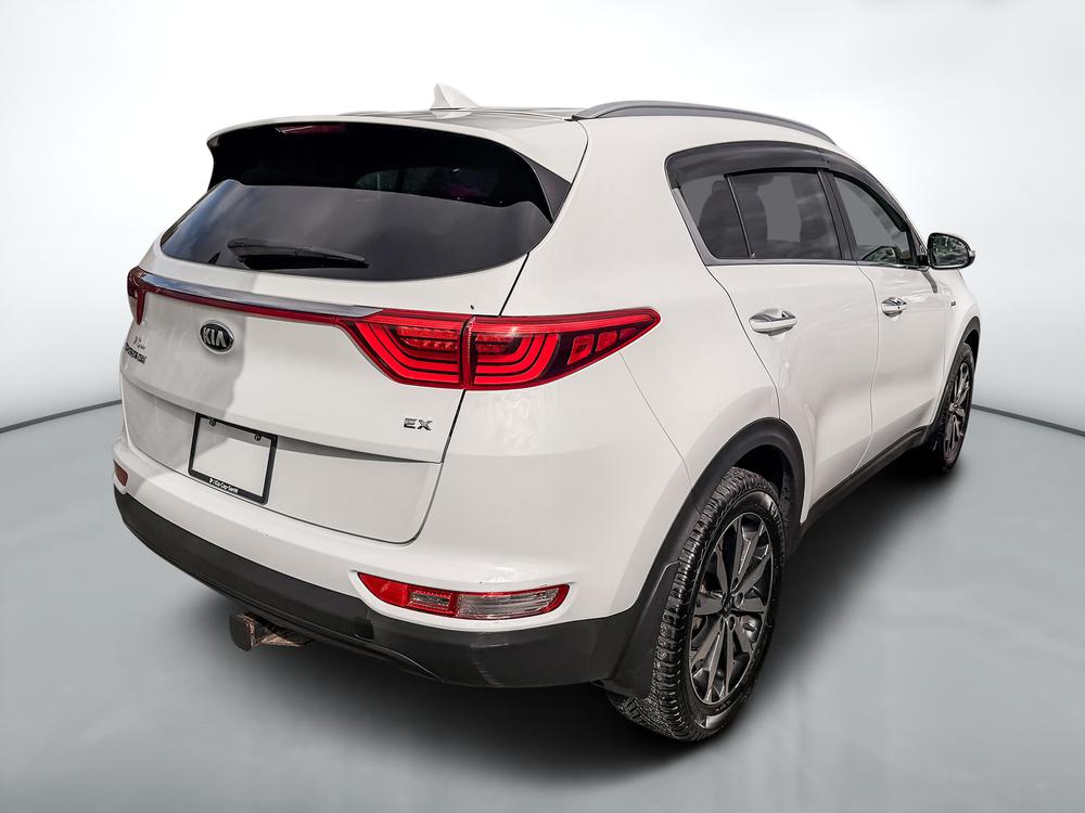Kia Sportage 2017 Blanc usage à vendre Kia Sportage 2017 Blanc usage à vendre