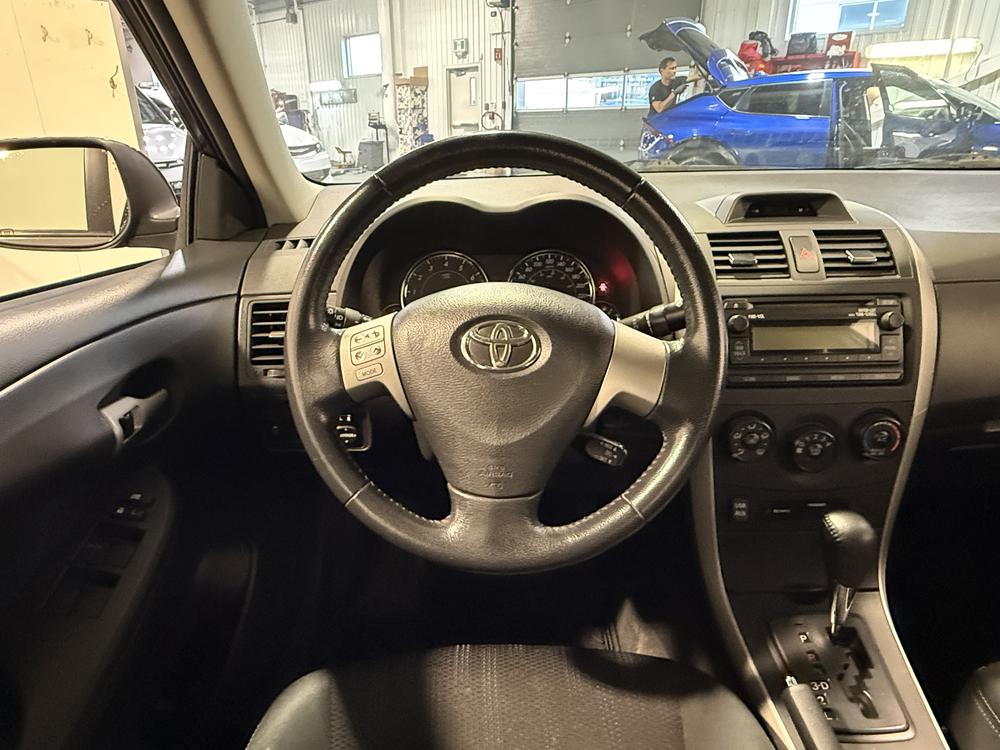 Toyota Corolla S 2012 d&rsquo;occasion à vendre - 18
