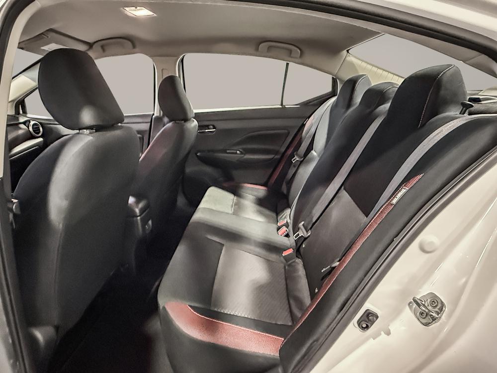 Nissan Versa 2024 Blanc usage à vendre Nissan Versa 2024 Blanc usage à vendre