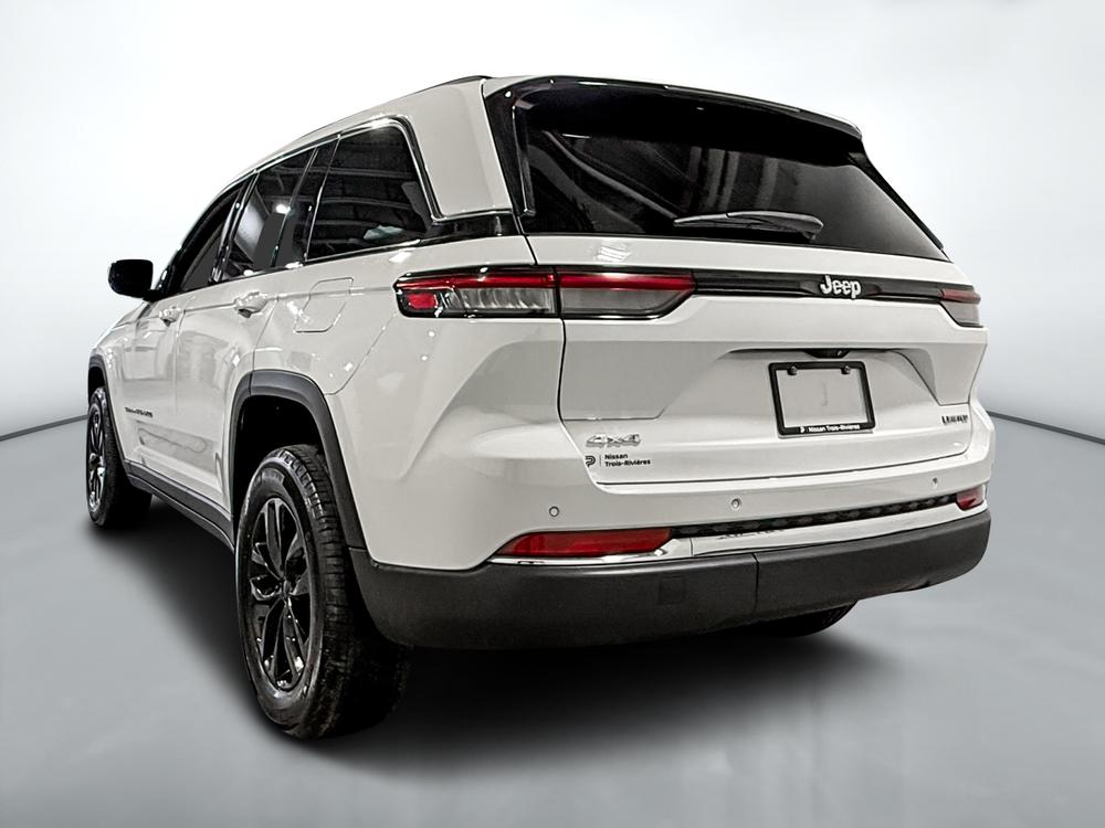 Jeep Grand Cherokee 2023 Blanc usage à vendre Jeep Grand Cherokee 2023 Blanc usage à vendre