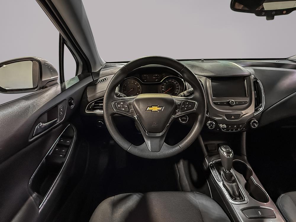 Chevrolet Cruze 2017 Gris usage à vendre Chevrolet Cruze 2017 Gris usage à vendre