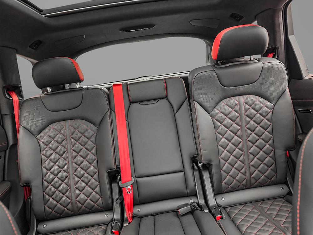 Audi SQ7 2026 Rouge usage à vendre Audi SQ7 2026 Rouge usage à vendre