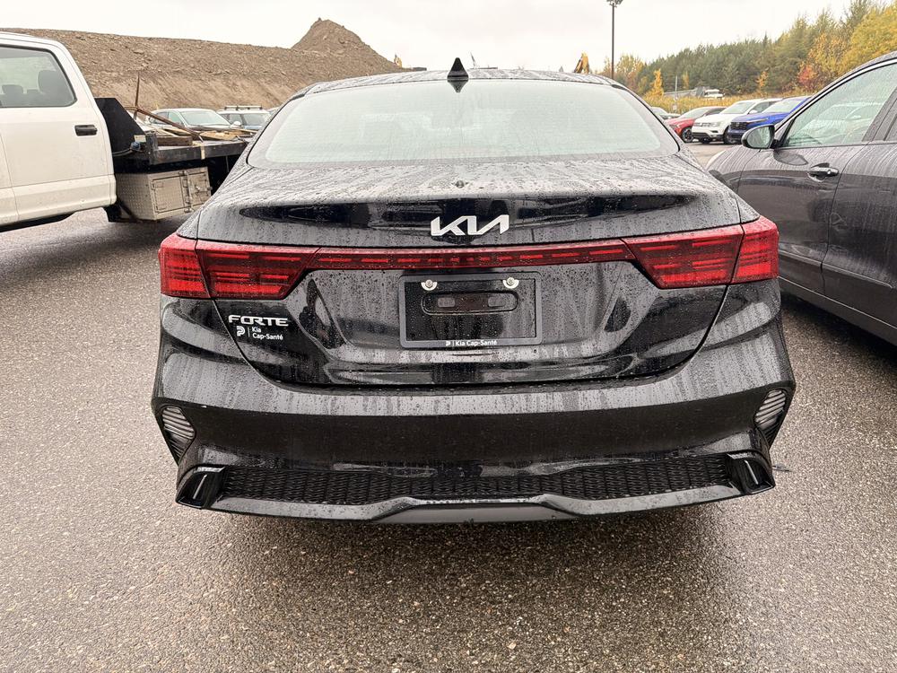 Kia Forte EX+ 2023 d&rsquo;occasion à vendre - 7