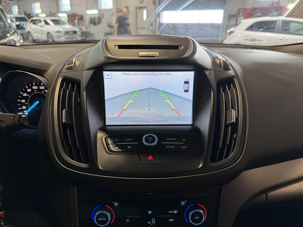 Ford Escape SE 2017 d&rsquo;occasion à vendre - 27
