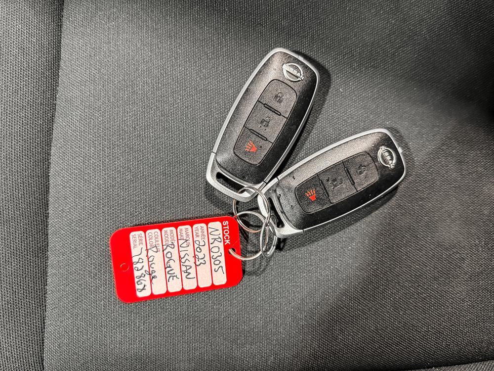 Nissan Rogue 2023 Rouge usage à vendre Nissan Rogue 2023 Rouge usage à vendre