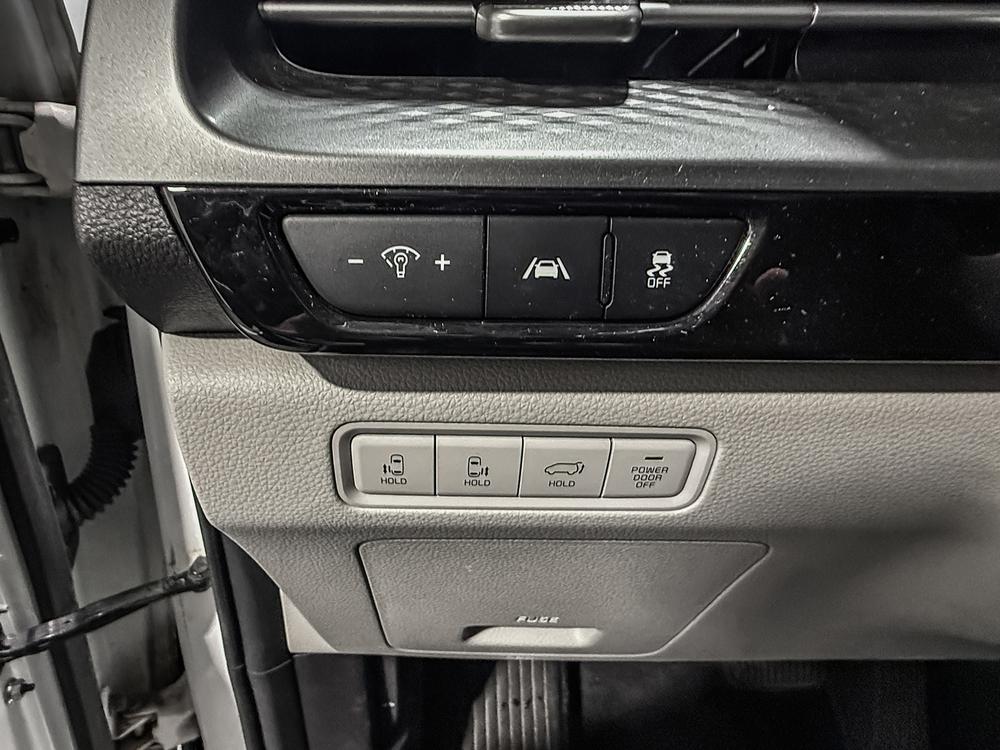 Kia Carnival LX 2022 d&rsquo;occasion à vendre - 16