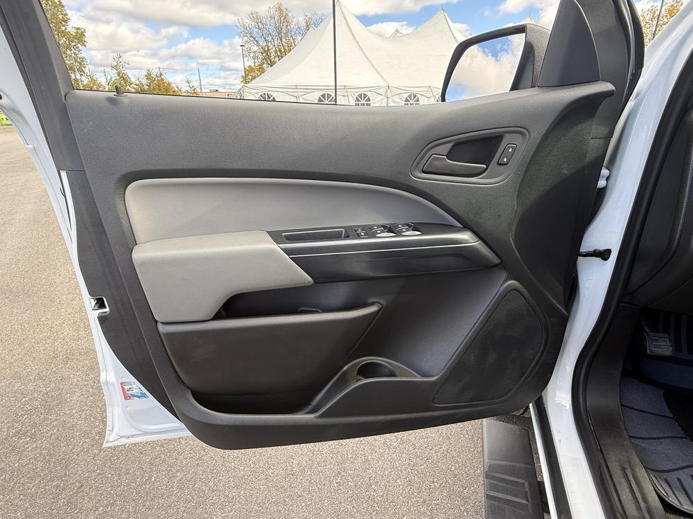 Chevrolet Colorado Work truck 2022 d&rsquo;occasion à vendre - 13