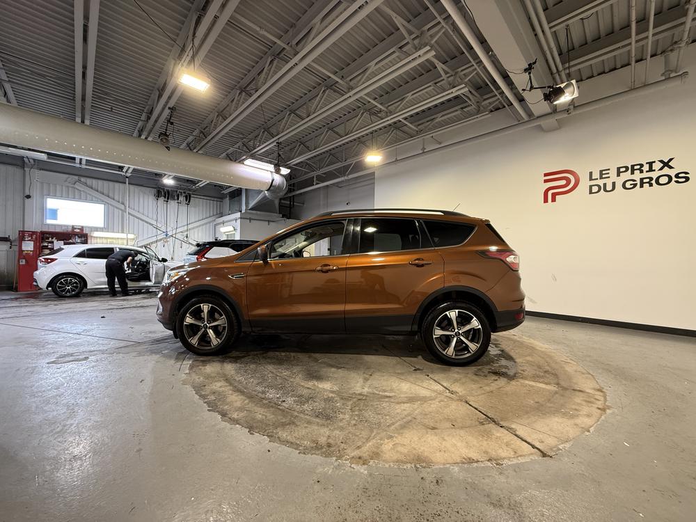 Ford Escape SE 2017 d&rsquo;occasion à vendre - 7