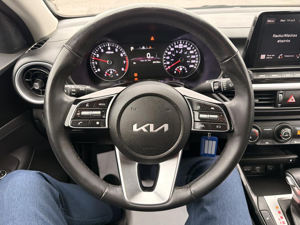 Kia Forte EX+ 2023 d&rsquo;occasion à vendre - 19