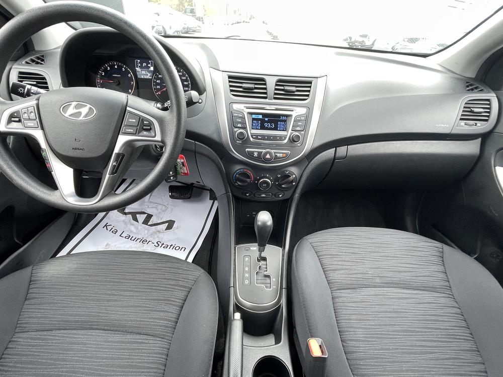 Hyundai Accent GL 2016 d&rsquo;occasion à vendre - 17
