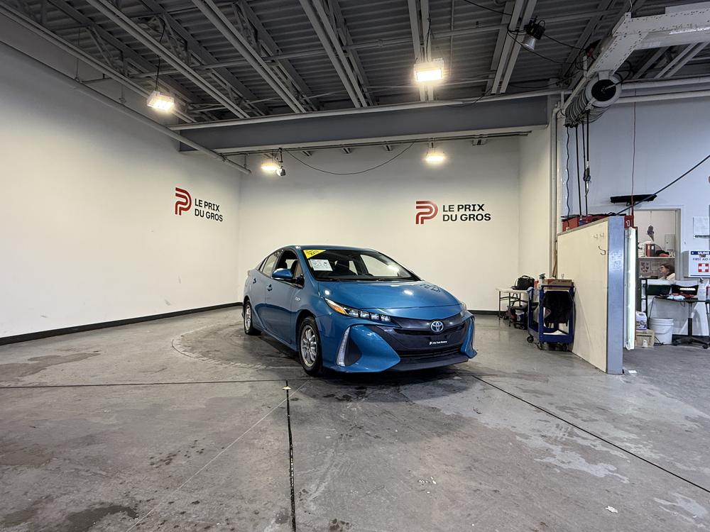 Toyota Prius Prime BASE