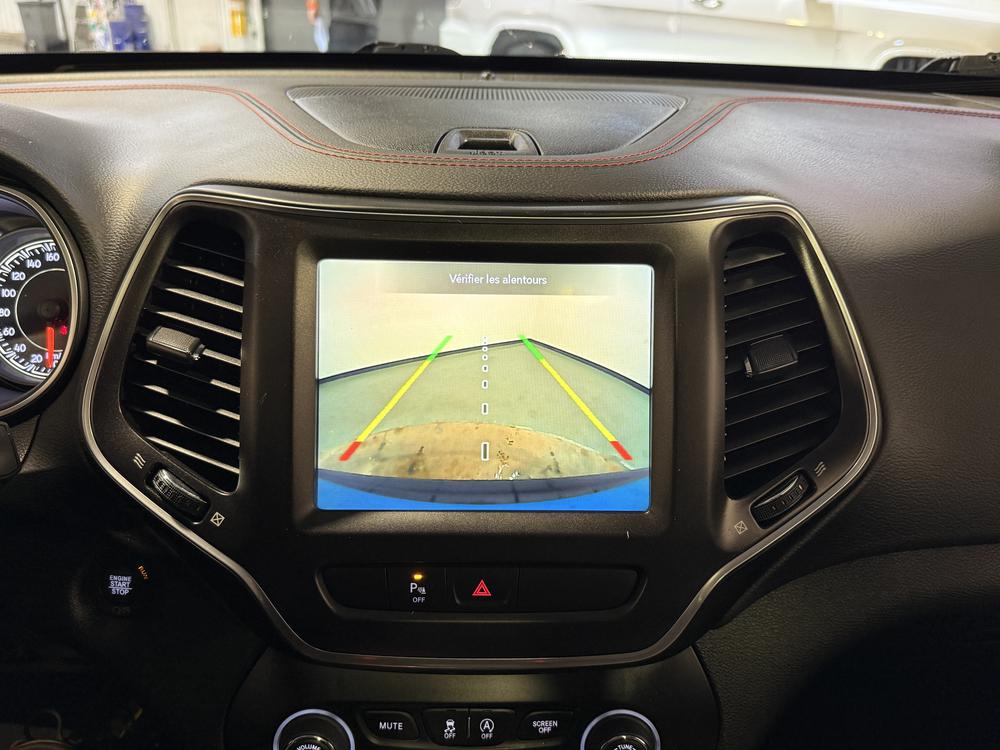 Jeep Cherokee Trailhawk 2021 d&rsquo;occasion à vendre - 28