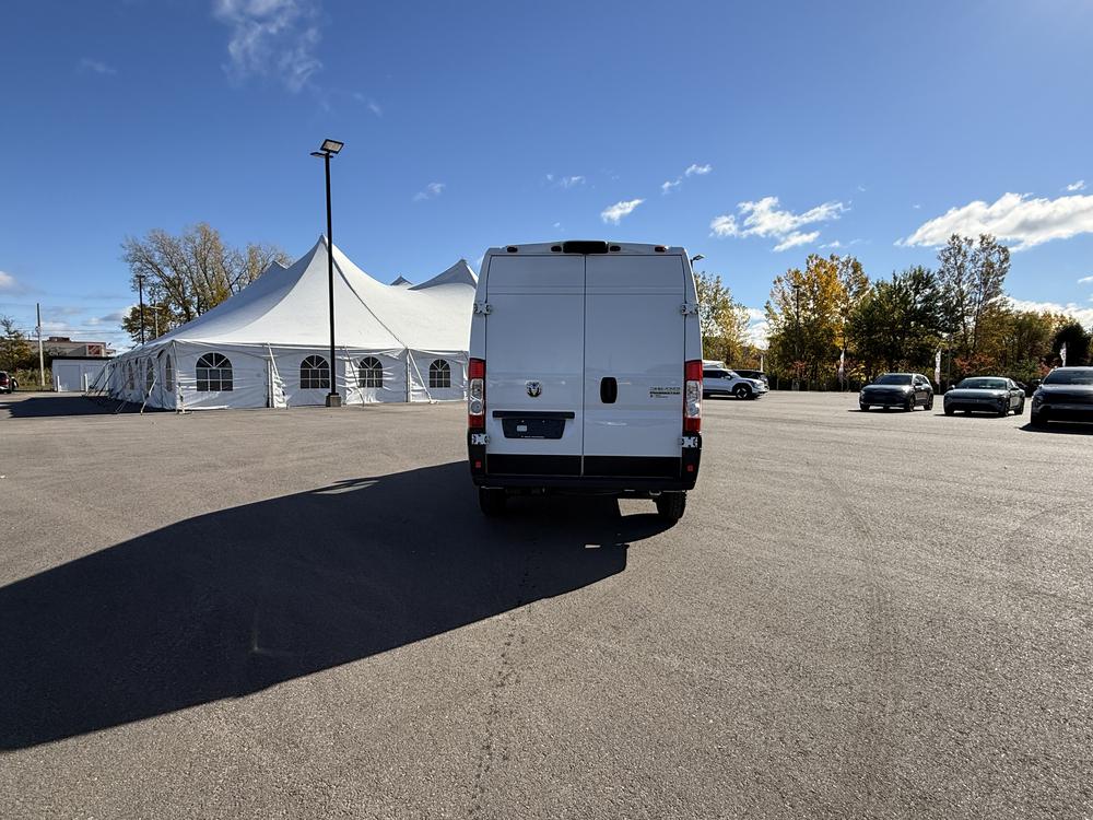 Ram ProMaster fourgonnette utilitaire 2500 2024 d&rsquo;occasion à vendre - 4