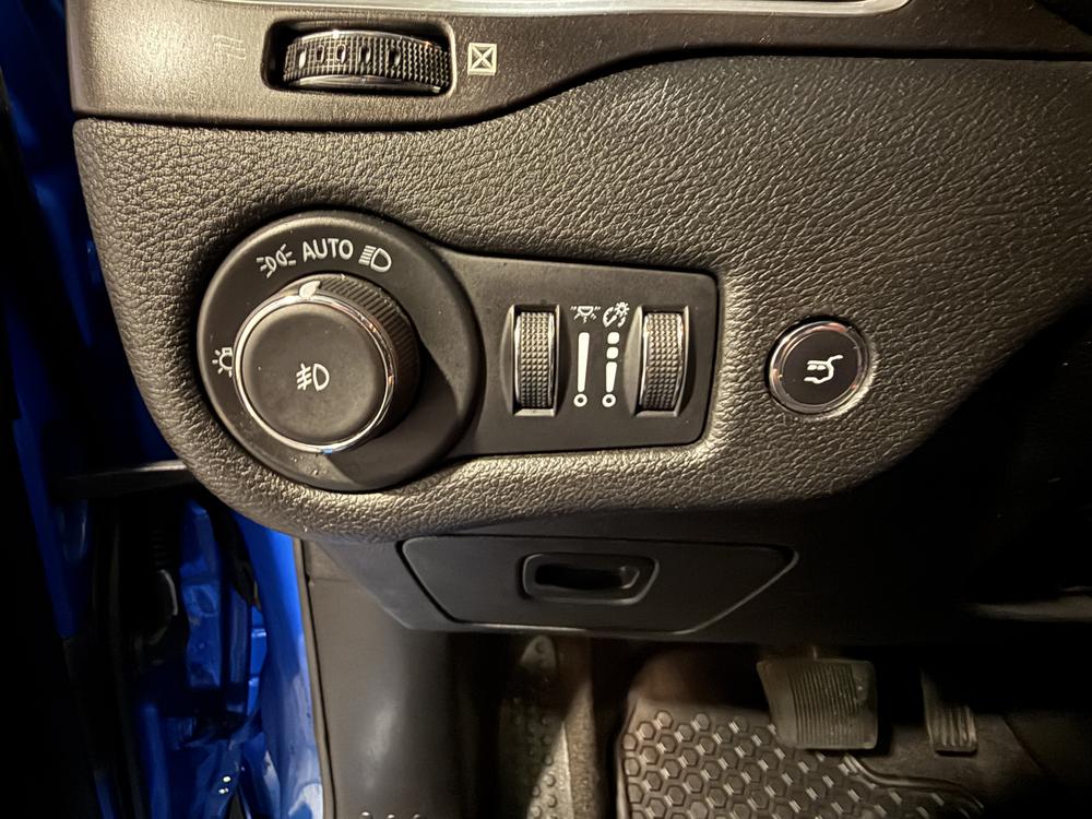 Jeep Cherokee Trailhawk 2021 d&rsquo;occasion à vendre - 17