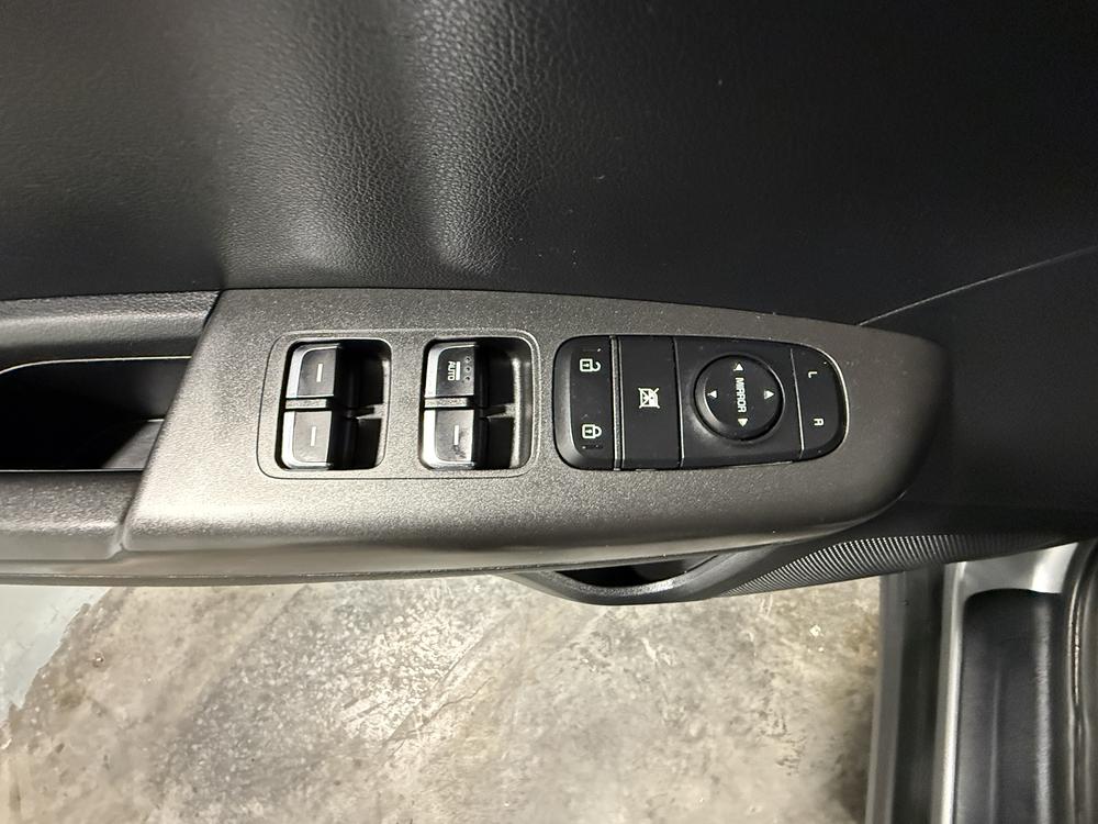 Kia Sportage LX 2021 d&rsquo;occasion à vendre - 14
