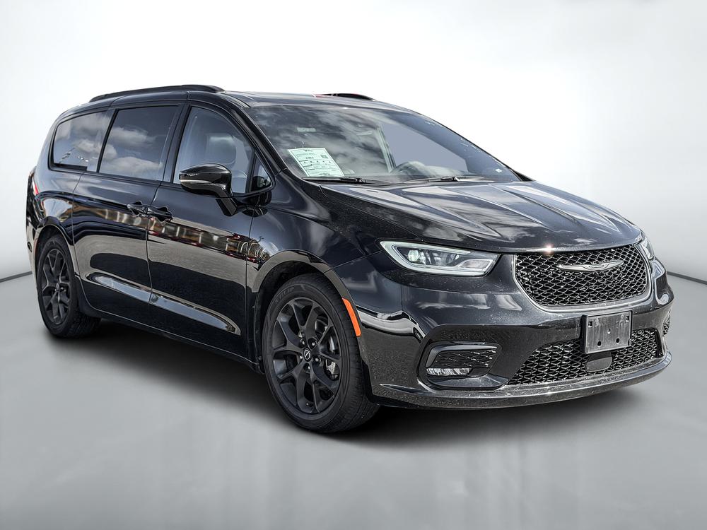 Chrysler Pacifica Limited s