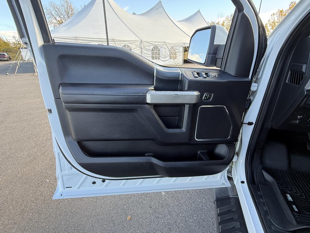 Ford F-150 LARIAT 2020 d&rsquo;occasion à vendre - 13