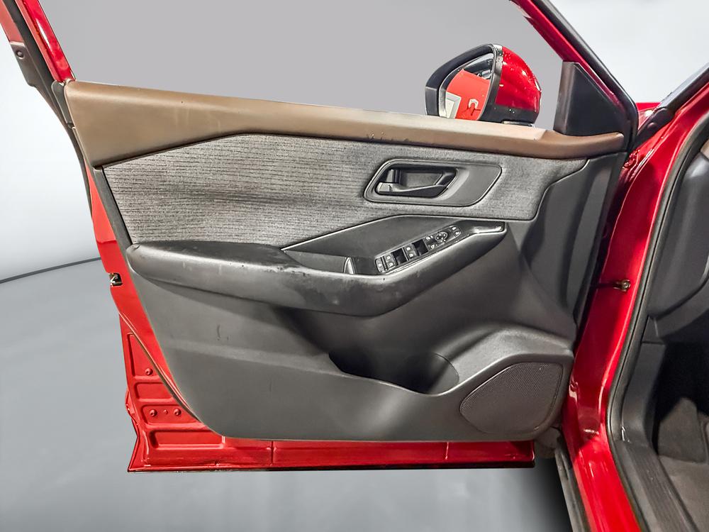 Nissan Rogue 2023 Rouge usage à vendre Nissan Rogue 2023 Rouge usage à vendre