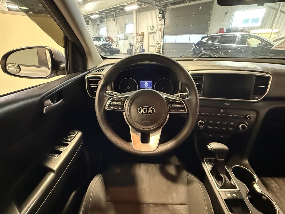 Kia Sportage LX 2021 d&rsquo;occasion à vendre - 17