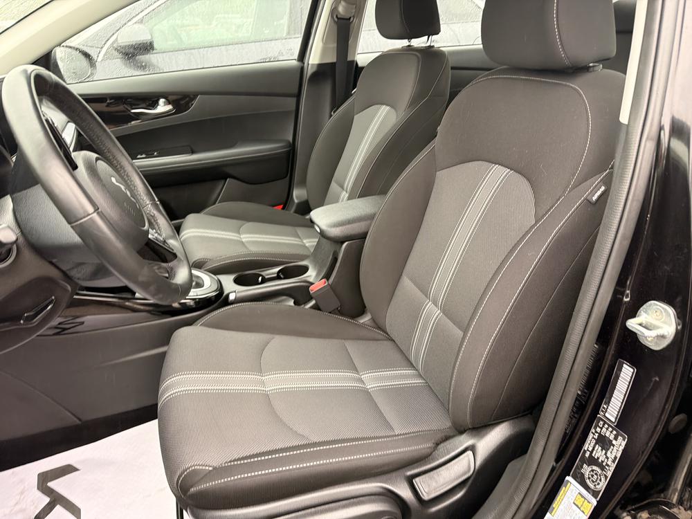 Kia Forte EX+ 2023 d&rsquo;occasion à vendre - 16