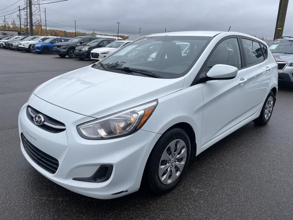 Hyundai Accent GL 2016 d&rsquo;occasion à vendre - 3