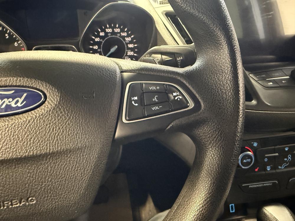 Ford Escape SE 2017 d&rsquo;occasion à vendre - 21