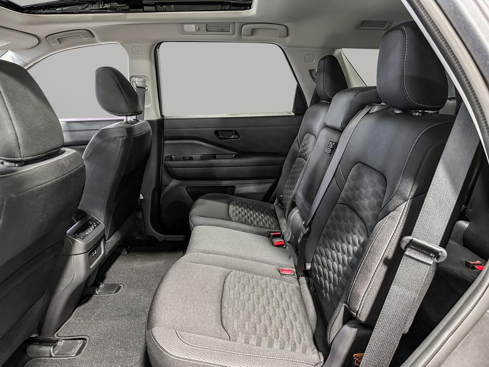 Nissan Pathfinder 2024 Gris usage à vendre Nissan Pathfinder 2024 Gris usage à vendre