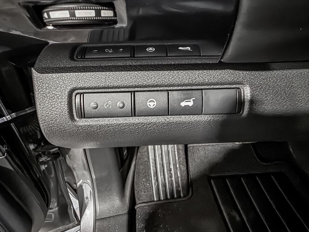 Nissan Pathfinder 2024 Gris usage à vendre Nissan Pathfinder 2024 Gris usage à vendre