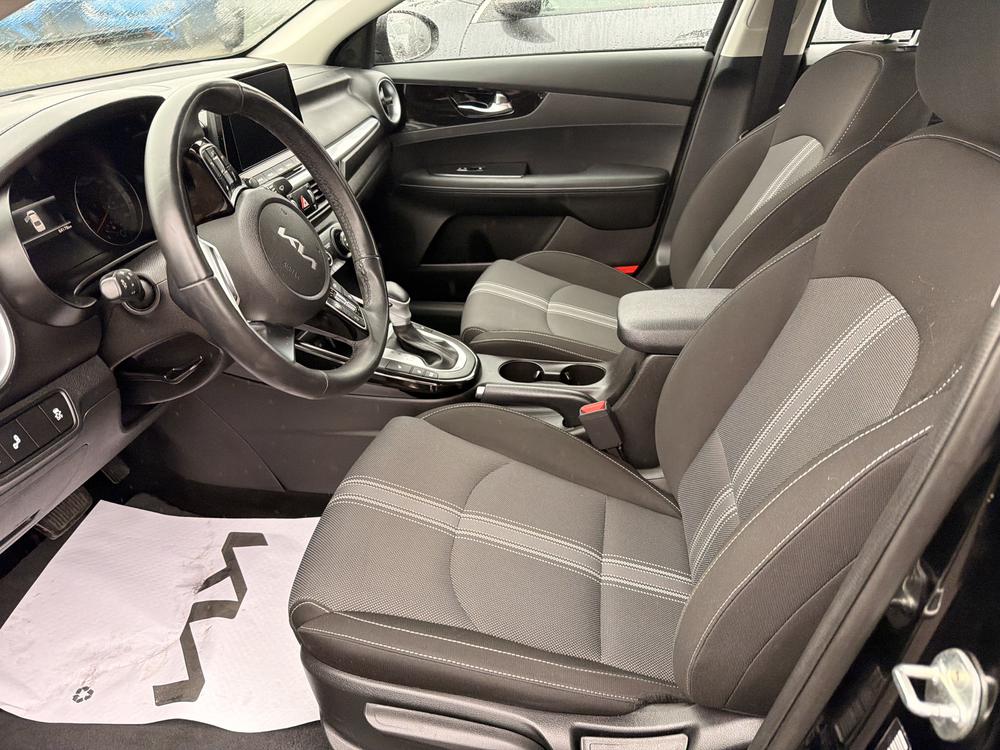 Kia Forte EX+ 2023 d&rsquo;occasion à vendre - 14