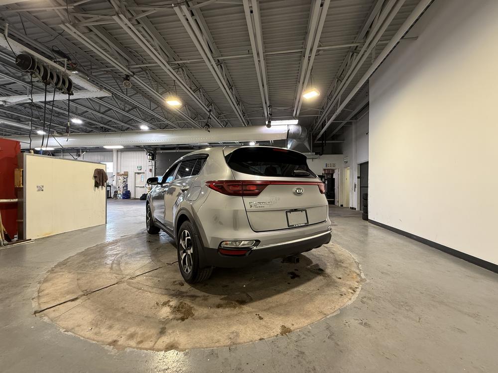 Kia Sportage LX 2021 d&rsquo;occasion à vendre - 6