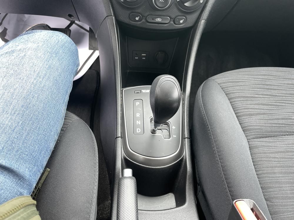Hyundai Accent GL 2016 d&rsquo;occasion à vendre - 22