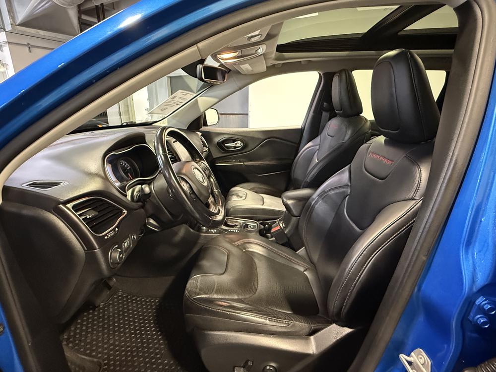 Jeep Cherokee Trailhawk 2021 d&rsquo;occasion à vendre - 18