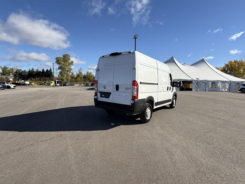 Ram ProMaster fourgonnette utilitaire 2500 2024 d&rsquo;occasion à vendre - 3