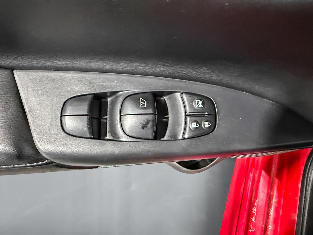 Nissan Sentra SR 2016 d&rsquo;occasion à vendre - 16