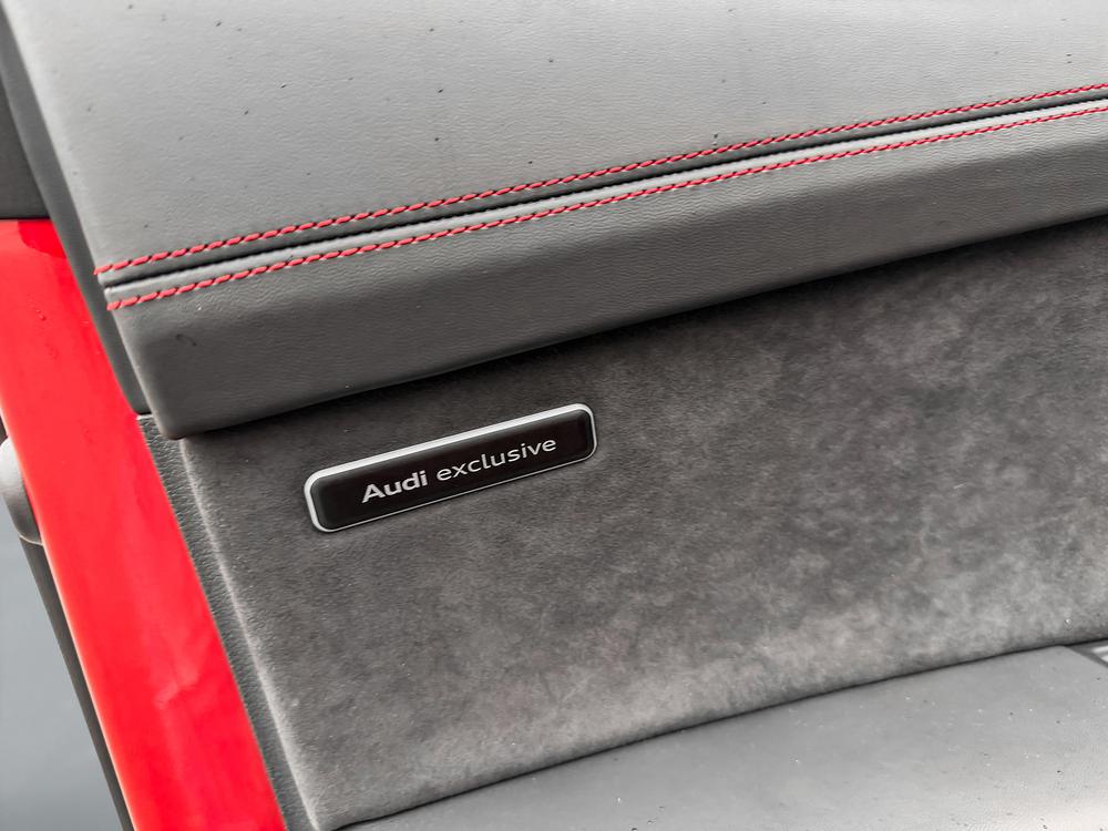 Audi SQ7 2026 Rouge usage à vendre Audi SQ7 2026 Rouge usage à vendre