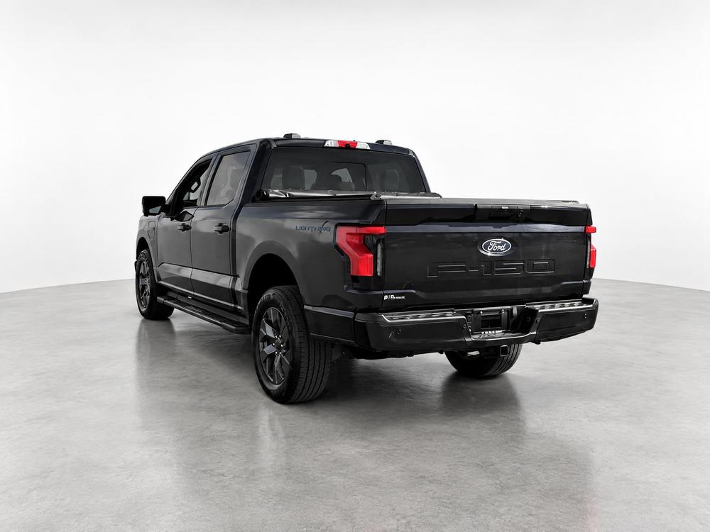 Ford F-150 Lightning XLT 2024 d&rsquo;occasion à vendre - 8