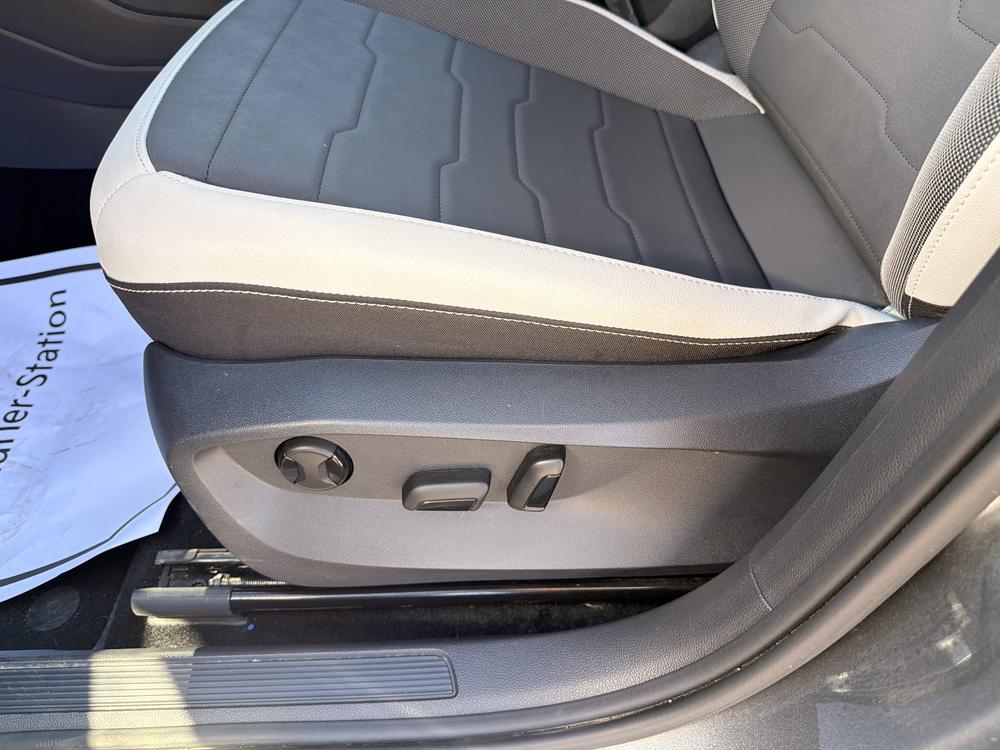 Volkswagen Taos 2026 Gris usage à vendre Volkswagen Taos 2026 Gris usage à vendre