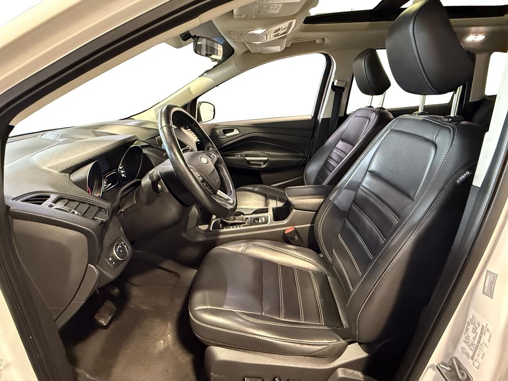 Ford Escape SEL 2019 d&rsquo;occasion à vendre - 18