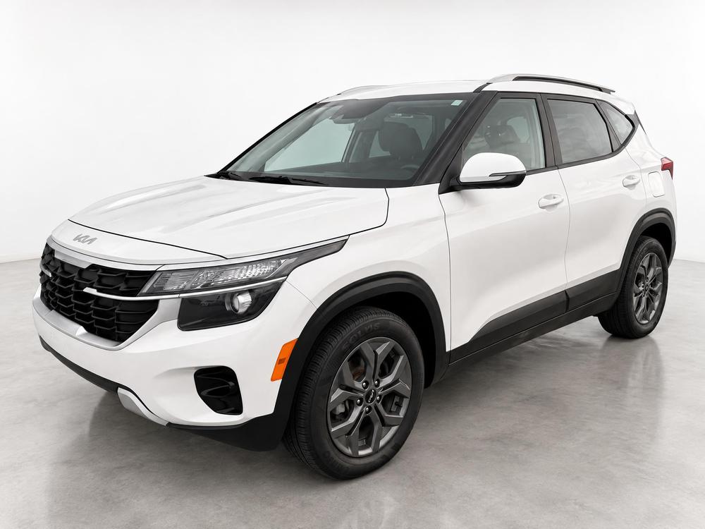 Kia Seltos 2024 Blanc usage à vendre Kia Seltos 2024 Blanc usage à vendre