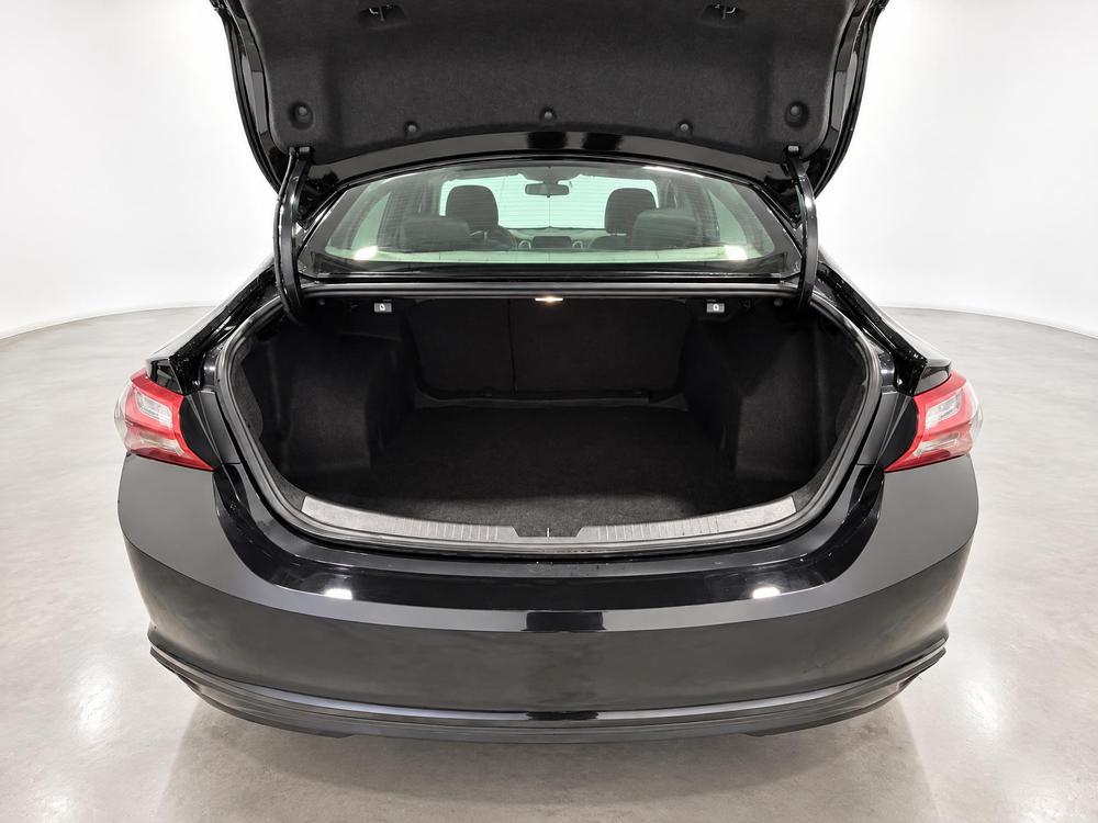 Chevrolet Malibu 2019 Noir usage à vendre Chevrolet Malibu 2019 Noir usage à vendre