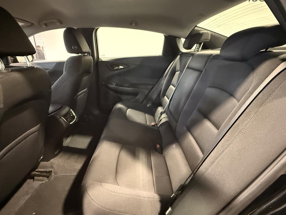 Chevrolet Malibu 2019 Noir usage à vendre Chevrolet Malibu 2019 Noir usage à vendre
